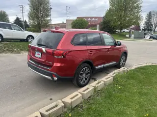 2018 Mitsubishi Outlander SE
