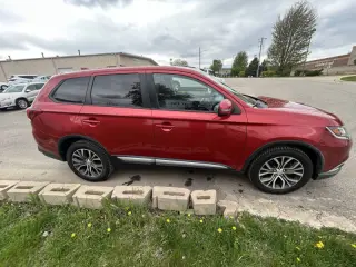 2018 Mitsubishi Outlander SE