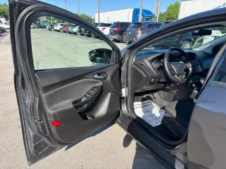 2015 Ford Focus 4dr Sdn SE