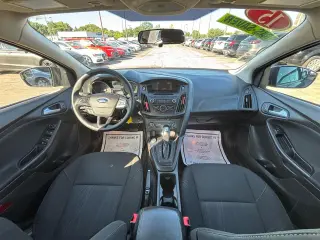 2015 Ford Focus 4dr Sdn SE
