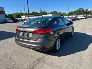 2015 Ford Focus 4dr Sdn SE