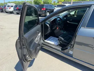 2004 Mazda MAZDA6 S