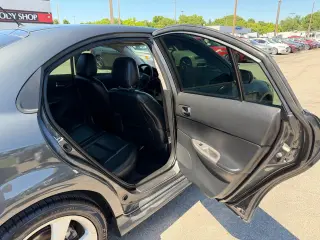 2004 Mazda MAZDA6 S