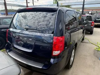 2013 Dodge Grand Caravan SE
