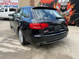 2012 Audi A4 Avant 2.0T quattro Tiptronic