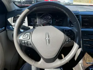2014 Lincoln MKS
