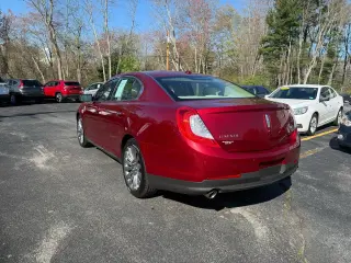 2014 Lincoln MKS