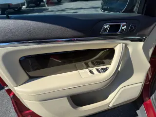 2014 Lincoln MKS