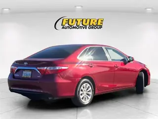 Toyota Camry 2017 SE 4dr Sedan
