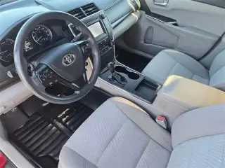 Toyota Camry 2017 SE 4dr Sedan