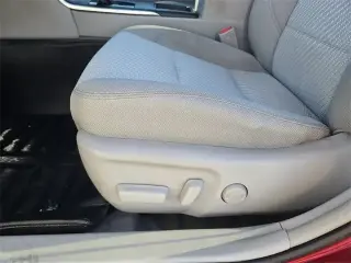 Toyota Camry 2017 SE 4dr Sedan