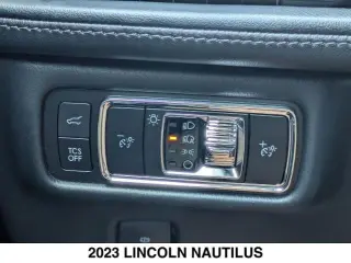 Lincoln Nautilus 2023 AWD Standard 4dr SUV