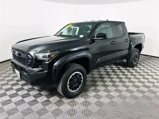 Toyota Tacoma 2024 4x4 Limited 4dr Double Cab 5.0 ft SB