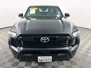 Toyota Tacoma 2024 4x4 Limited 4dr Double Cab 5.0 ft SB