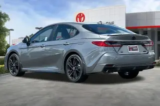 Toyota Camry 2025 SE 4dr Sedan