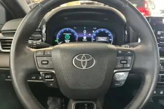 Toyota Camry 2025 SE 4dr Sedan