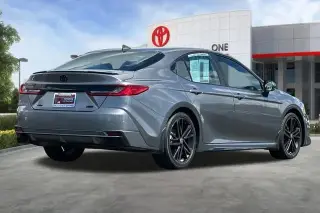 Toyota Camry 2025 SE 4dr Sedan