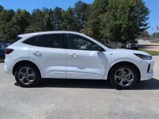 Ford Escape Hybrid 2023 ST-Line 4dr SUV