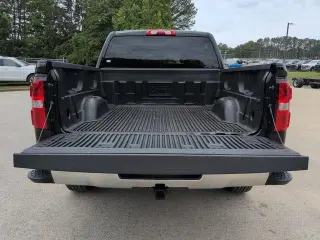 GMC Sierra 1500 2018 4x4 SLE 4dr Crew Cab 5.8 ft. SB