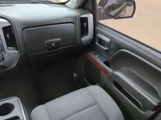 GMC Sierra 1500 2018 4x4 SLE 4dr Crew Cab 5.8 ft. SB