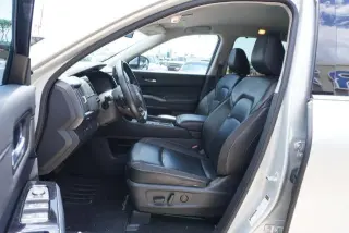 Nissan Pathfinder 2023 SL 4dr SUV