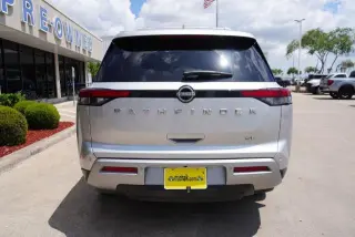 Nissan Pathfinder 2023 SL 4dr SUV