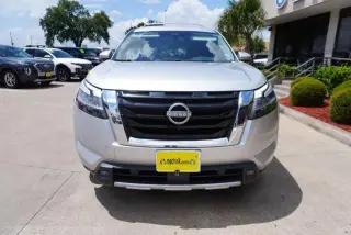 Nissan Pathfinder 2023 SL 4dr SUV