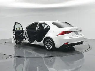 Lexus IS 300 2020 4dr Sedan