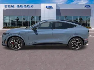 Ford Mustang Mach-E 2023 AWD GT 4dr SUV