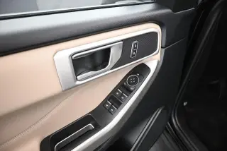 Ford Explorer 2024 XLT 4dr SUV