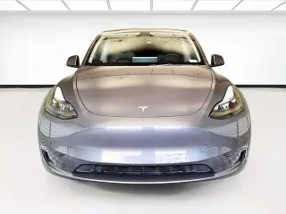 Tesla Model Y 2023 AWD 4dr Crossover