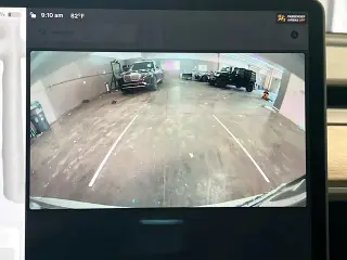 Tesla Model Y 2023 AWD Performance 4dr Crossover