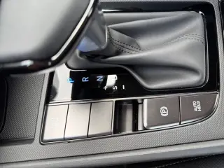 Hyundai ELANTRA Hybrid 2025 SEL Sport 4dr Sedan