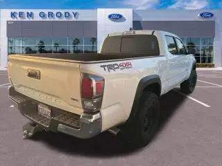 Toyota Tacoma 2023 4x4 TRD Sport 4dr Double Cab 6.1 ft LB