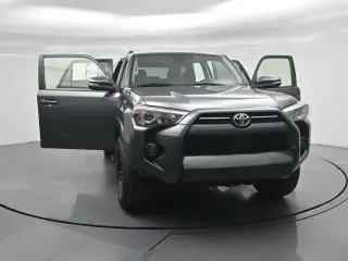 Toyota 4Runner 2021 4x4 SR5 Premium 4dr SUV