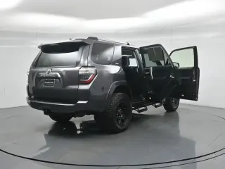 Toyota 4Runner 2021 4x4 SR5 Premium 4dr SUV