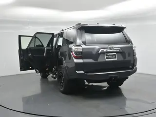 Toyota 4Runner 2021 4x4 SR5 Premium 4dr SUV