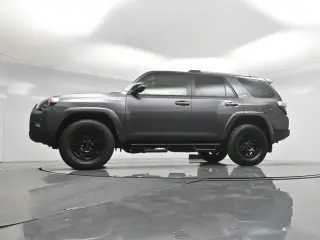 Toyota 4Runner 2021 4x4 SR5 Premium 4dr SUV