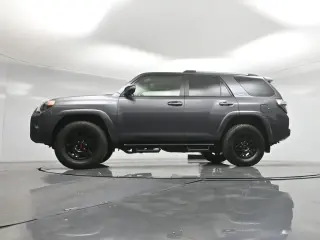 Toyota 4Runner 2021 4x4 SR5 Premium 4dr SUV