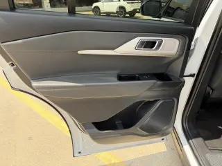 Ford Explorer 2025 Active 4dr SUV