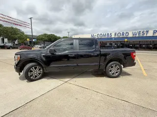Ford F-150 2022 4x2 XL 4dr SuperCrew 5.5 ft. SB