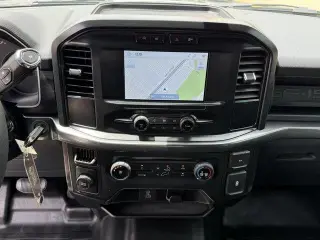 Ford F-150 2022 4x2 XL 4dr SuperCrew 5.5 ft. SB