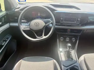 Volkswagen Taos 2024 S 4dr SUV