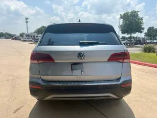 Volkswagen Taos 2024 S 4dr SUV