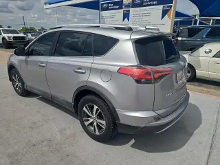 Toyota RAV4 2016 XLE 4dr SUV