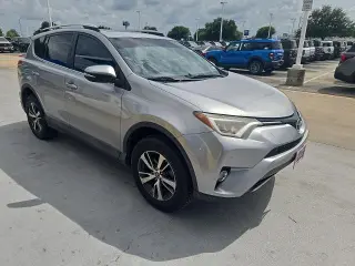Toyota RAV4 2016 XLE 4dr SUV
