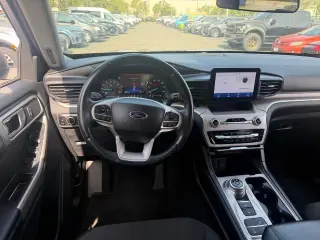 Ford Explorer 2023 XLT 4dr SUV