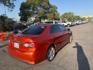 Toyota Corolla 2013 S 4dr Sedan 5M