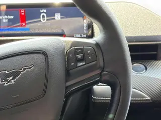 Ford Mustang Mach-E 2024 Select 4dr SUV