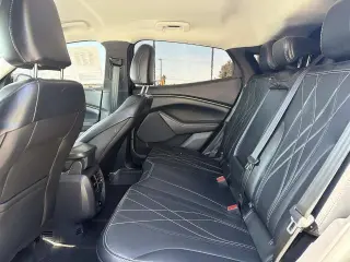 Ford Mustang Mach-E 2024 Select 4dr SUV